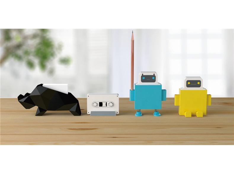The creative combination of memo holder